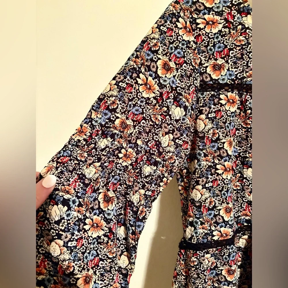 Women’s Knox Rose Multicolor Floral Tie Back Blouse with Tassels Sz XS Oversized - Picture 4 of 16